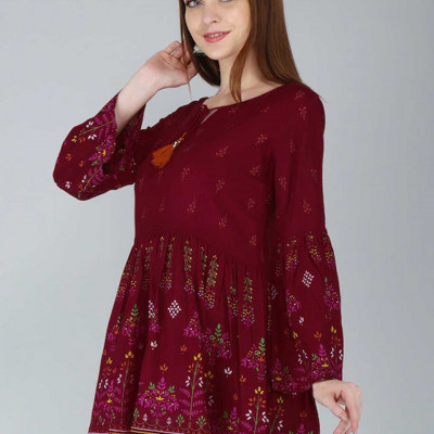 Red regular top